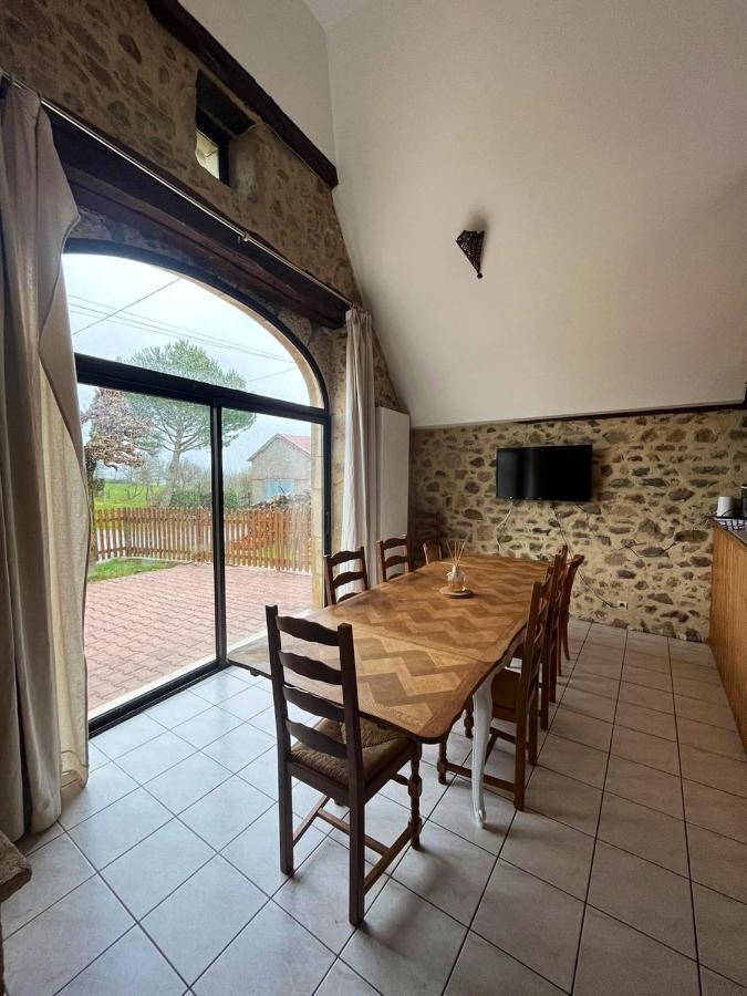 Maison Charmante A Maleville Avec Jardin Prive Et Parking.B Экстерьер фото